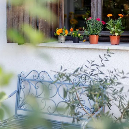 Casa Con Giardino Nyaraló